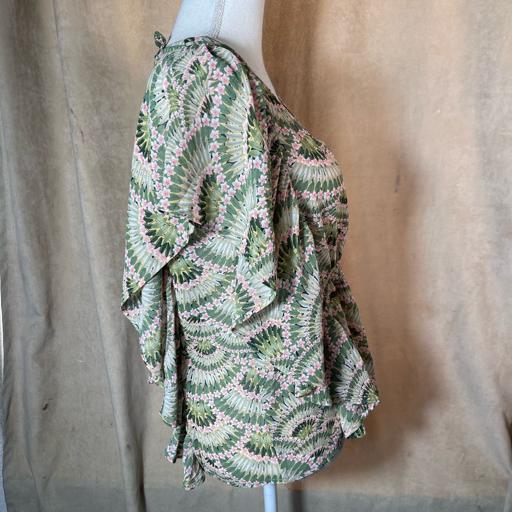 Molly Bracken Ruffled Blouse - Picture 3 of 6